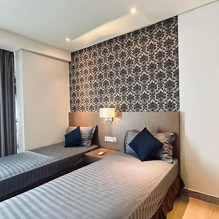 The H Tower Rasuna Suites Kuningan Jakarta By Villaloka Exterior photo