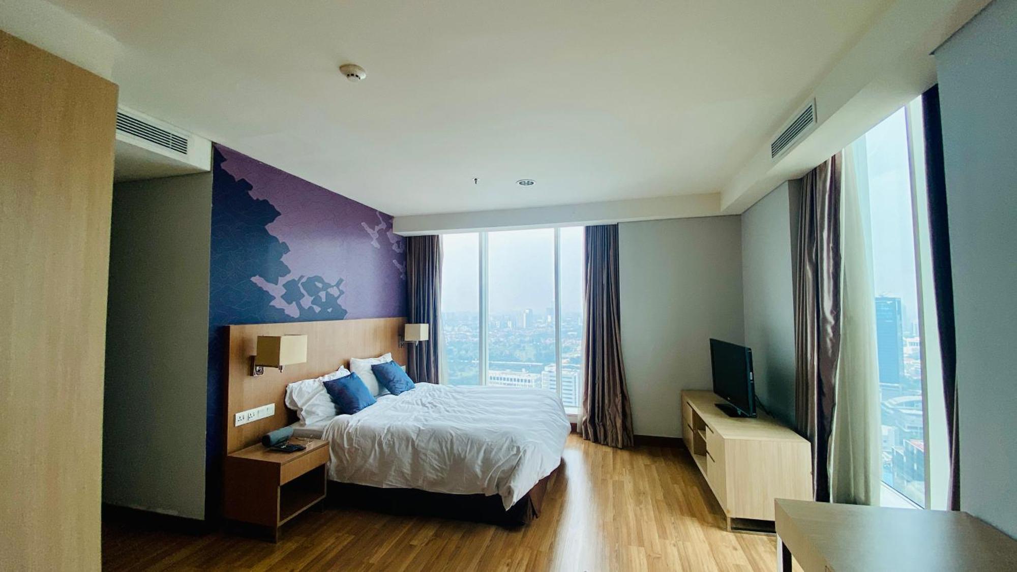 The H Tower Rasuna Suites Kuningan Jakarta By Villaloka Exterior photo