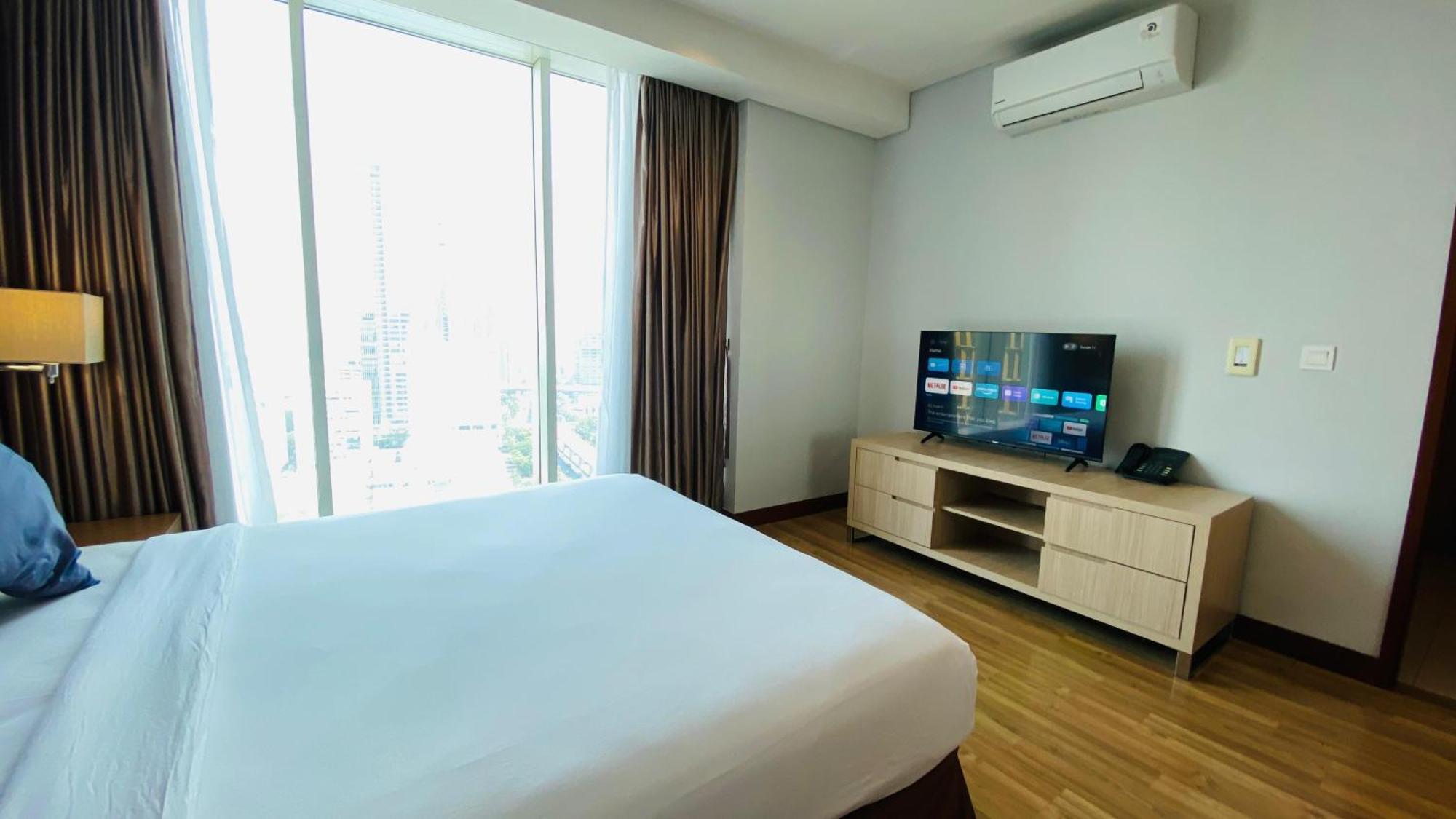 The H Tower Rasuna Suites Kuningan Jakarta By Villaloka Exterior photo