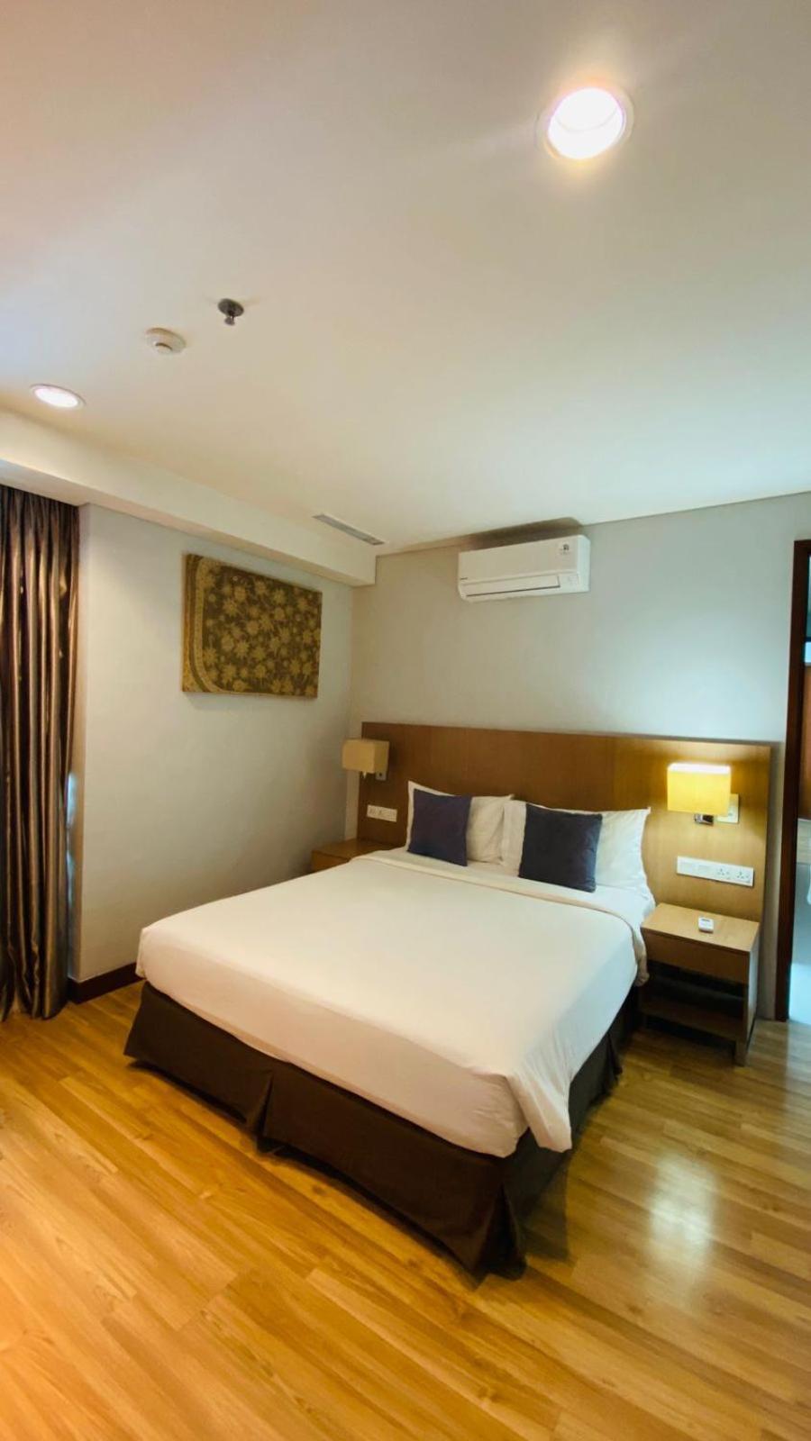 The H Tower Rasuna Suites Kuningan Jakarta By Villaloka Exterior photo