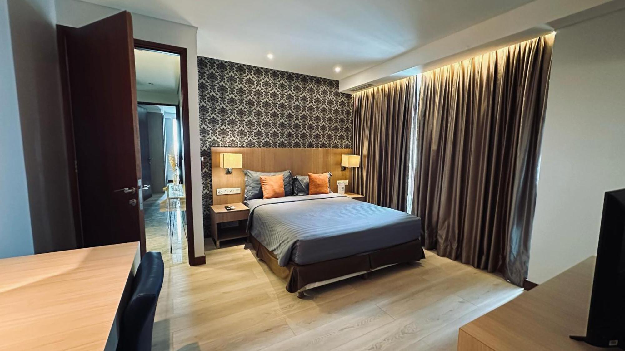 The H Tower Rasuna Suites Kuningan Jakarta By Villaloka Exterior photo